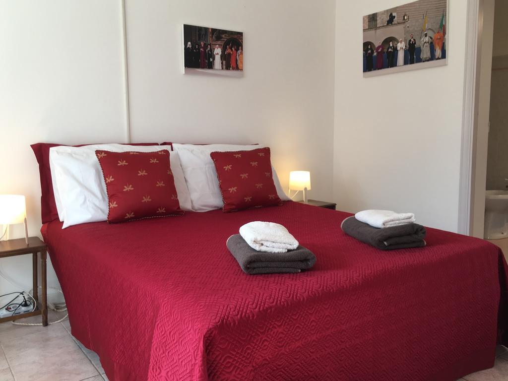 Assisi Villa Randr Сан-Витале Номер фото